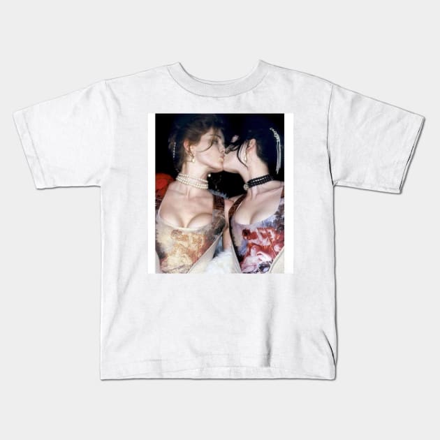 Vivienne Westwood 'Lesbian' Tee Kids T-Shirt by SWANN🦢